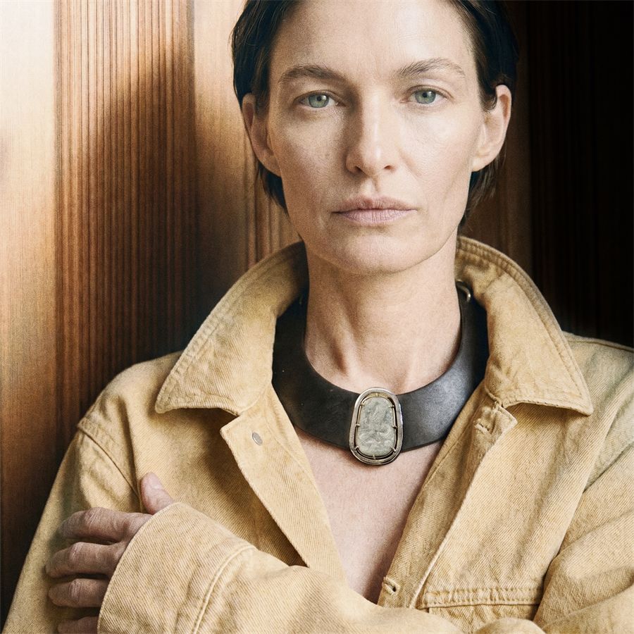 Collana in ebano e giada con doppio castone Totem | CL EBAG BR
